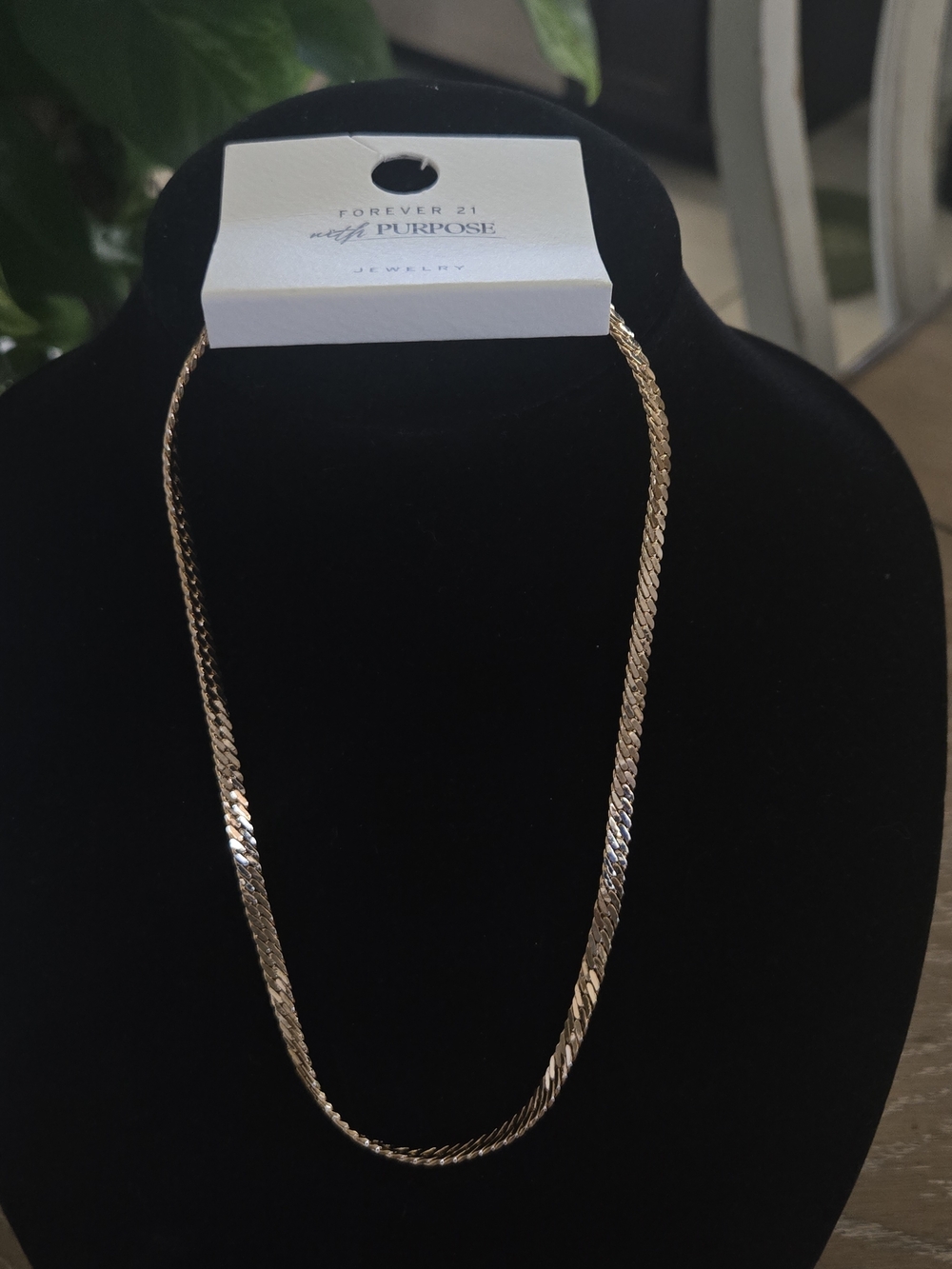 Forever 21 Gold Tone Herringbone Chain Necklace NWT Minimal Layering Jewelry